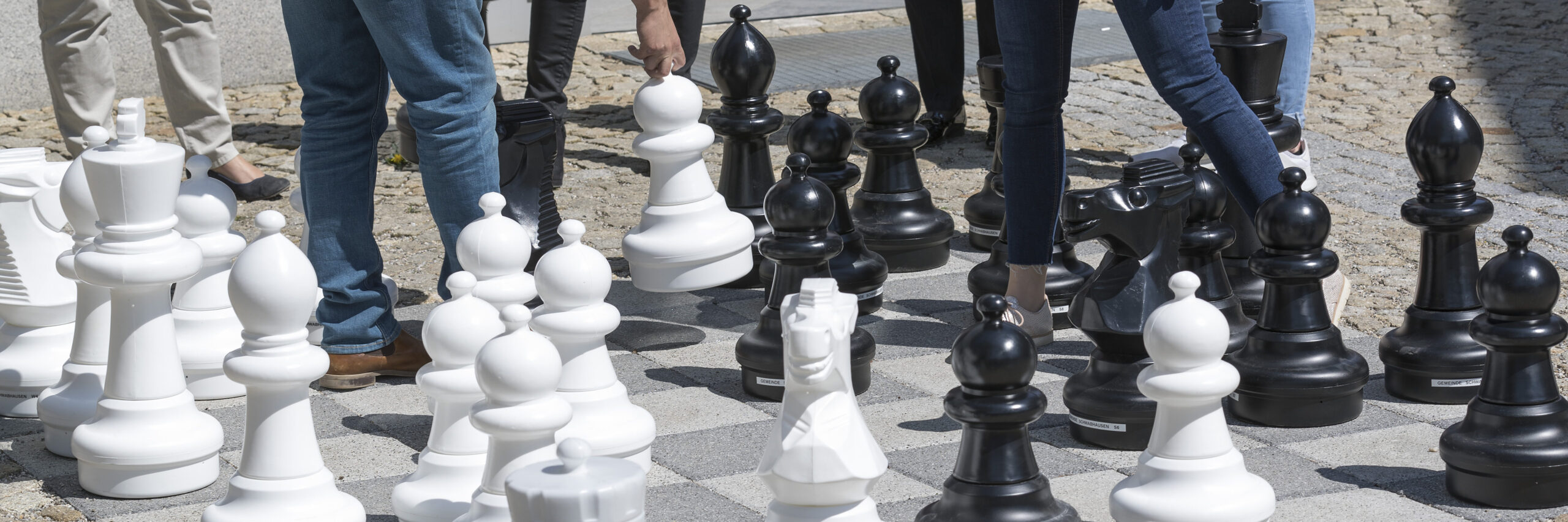 Schachfeld hinter dem Rathaus